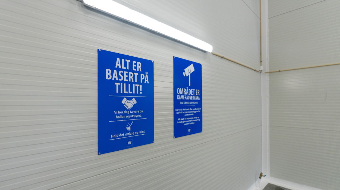 Skilt i vaskehallen